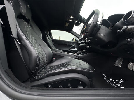 Ferrari 812 Superfast 44