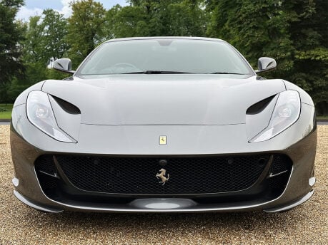Ferrari 812 Superfast 2