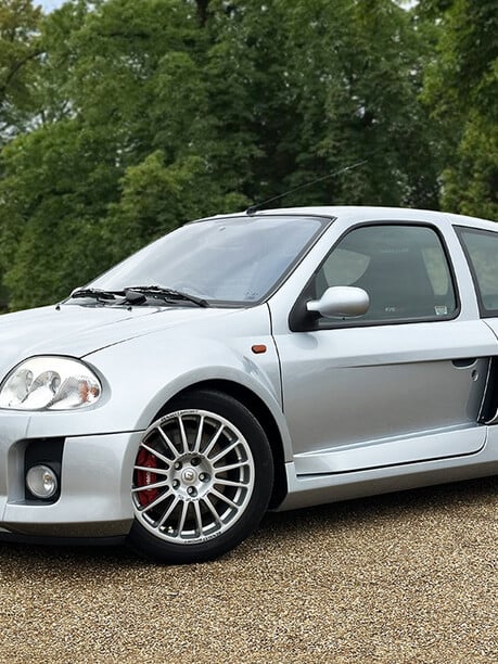 Renault Clio RENAULTSPORT V6