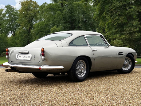 Aston Martin DB5 Superleggera 5
