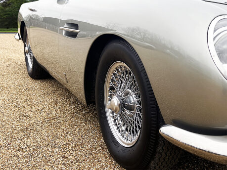 Aston Martin DB5 Superleggera 15