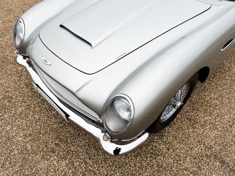 Aston Martin DB5 Superleggera 29