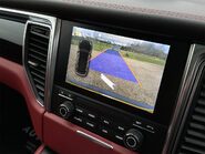 Porsche Macan TURBO PDK 62