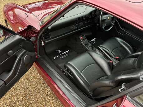 Porsche 911 TURBO 43