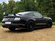Ford Mustang GT 5