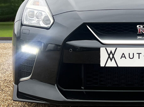 Nissan GT-R RECARO 17