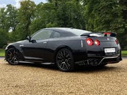 Nissan GT-R RECARO 7