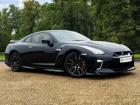 Nissan GT-R RECARO 3