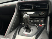 Nissan GT-R RECARO 68