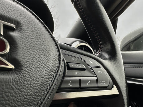 Nissan GT-R RECARO 57