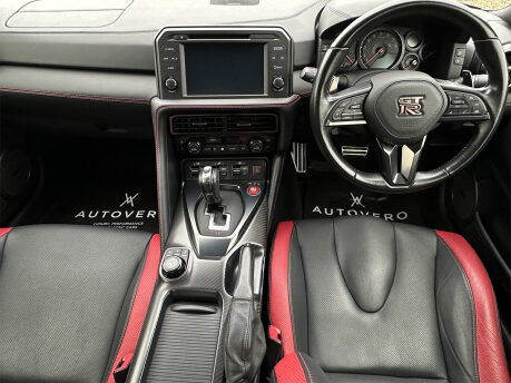 Nissan GT-R RECARO 55