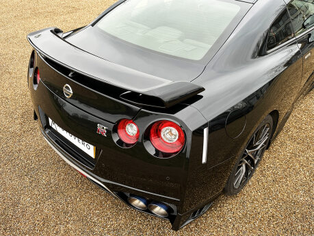 Nissan GT-R RECARO 29