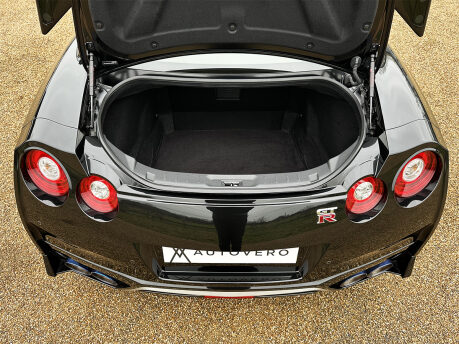 Nissan GT-R RECARO 97