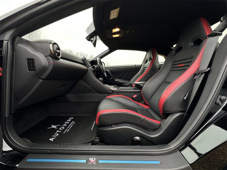 Nissan GT-R RECARO 48
