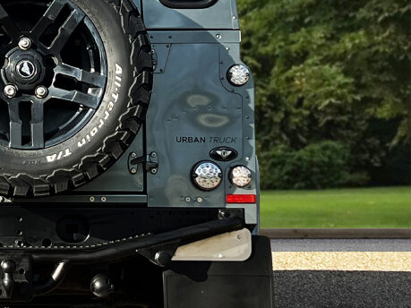 Land Rover Defender TD XS URBAN TRUCK CO 25