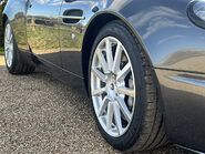 Aston Martin Vanquish S V12 15