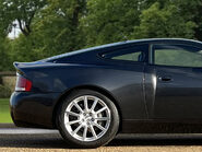 Aston Martin Vanquish S V12 12