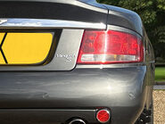 Aston Martin Vanquish S V12 25