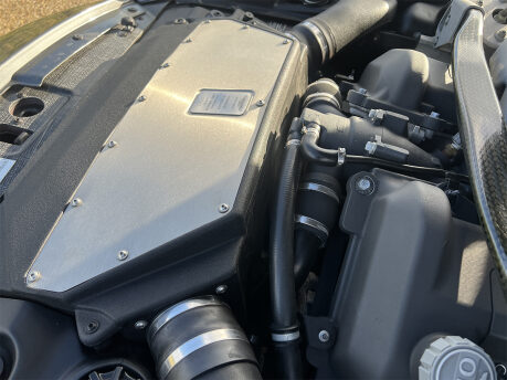 Aston Martin Vanquish S V12 73