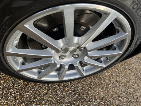 Aston Martin Vanquish S V12 45