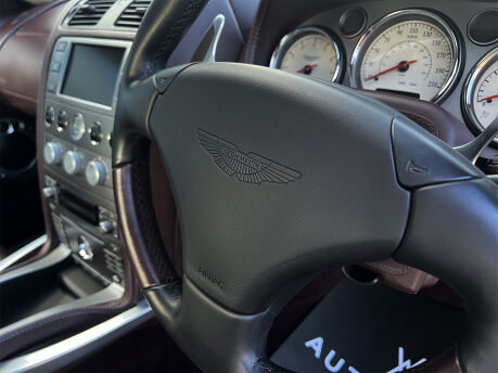 Aston Martin Vanquish S V12 57