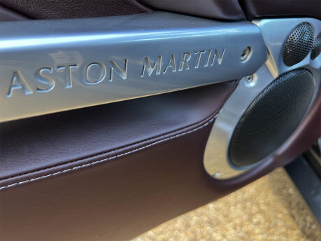 Aston Martin Vanquish S V12 67