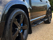 Land Rover Defender V8 20