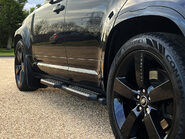 Land Rover Defender V8 22