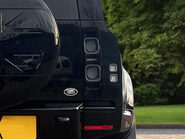 Land Rover Defender V8 26