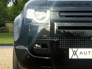Land Rover Defender V8 17