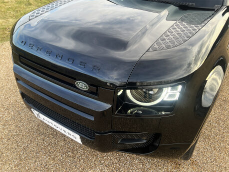 Land Rover Defender V8 32