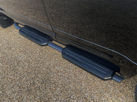 Land Rover Defender V8 35