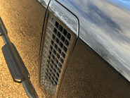 Land Rover Defender V8 39