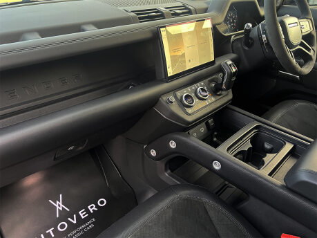 Land Rover Defender V8 54