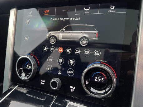 Land Rover Range Rover WESTMINSTER BLACK MHEV 60