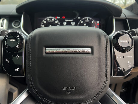 Land Rover Range Rover WESTMINSTER BLACK MHEV 53