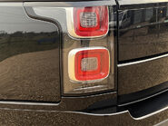 Land Rover Range Rover WESTMINSTER BLACK MHEV 23