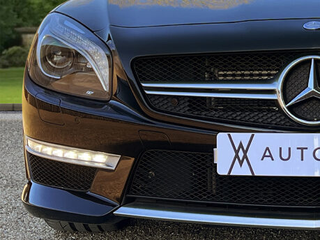 Mercedes-Benz SL Series SL63 AMG 17