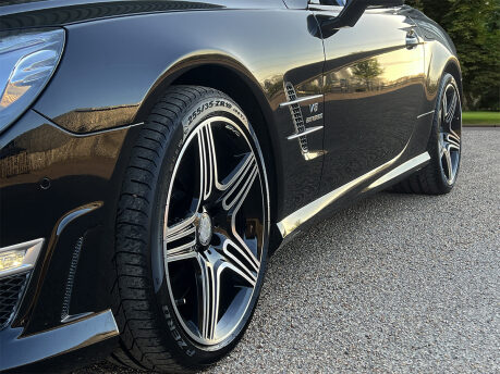 Mercedes-Benz SL Series SL63 AMG 20