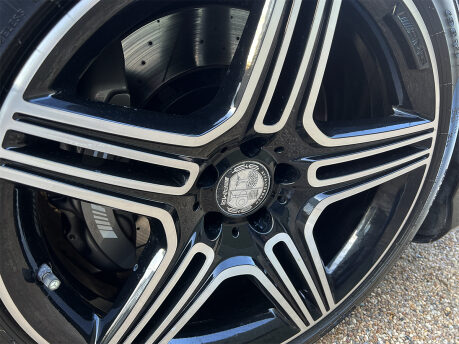 Mercedes-Benz SL Series SL63 AMG 47