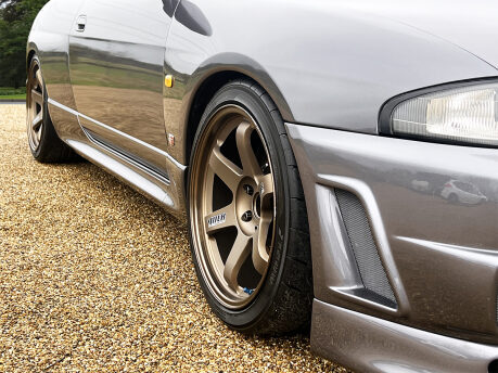 Nissan GT-R R33 V-Spec (Series 3) 15