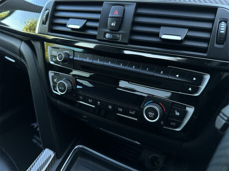 BMW M3 COMPETITION 82