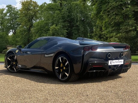 Ferrari SF90 SPIDER 7