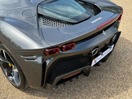 Ferrari SF90 SPIDER 28