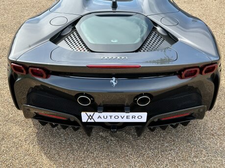 Ferrari SF90 SPIDER 29