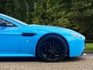 Aston Martin Vantage S V12 13
