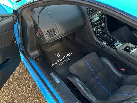 Aston Martin Vantage S V12 50