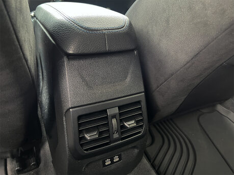 BMW 1 Series M135I XDRIVE 73