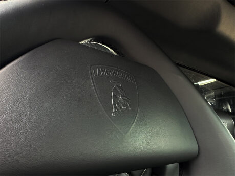 Lamborghini Murcielago LP640 MANUAL 63