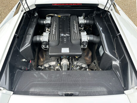 Lamborghini Murcielago LP640 MANUAL 81